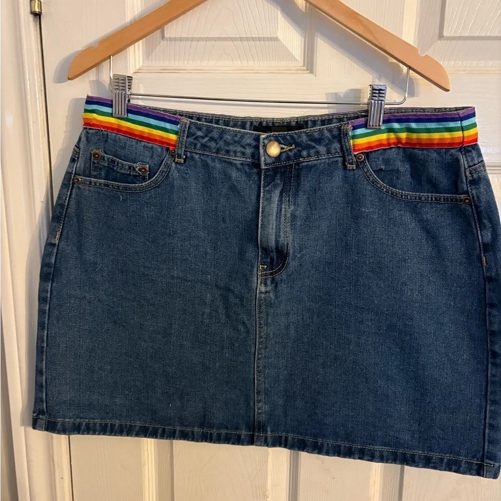 Forever 21 Denim Mini skirt with rainbow waistband. Women’s size 1X - Picture 1 of 6